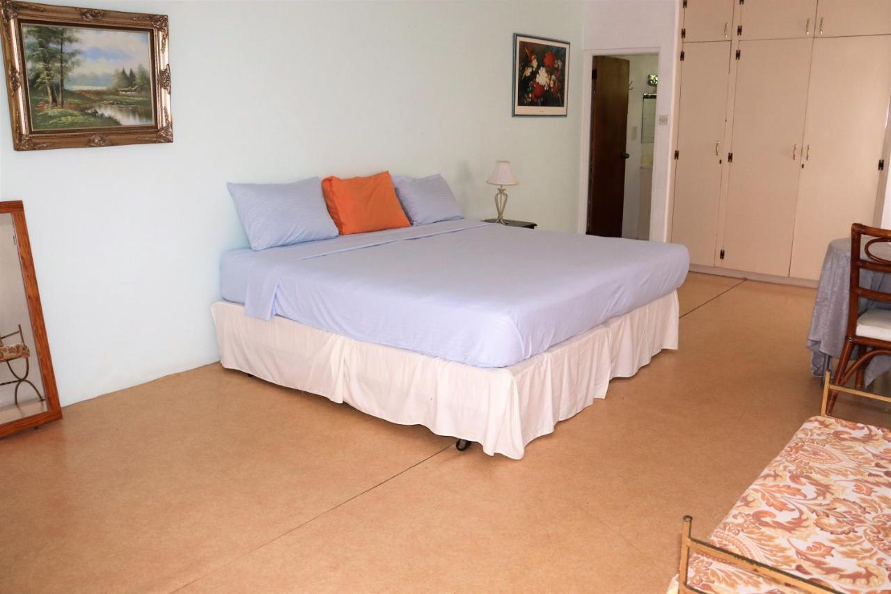 Ocean View Apartments Bridgetown Exterior foto